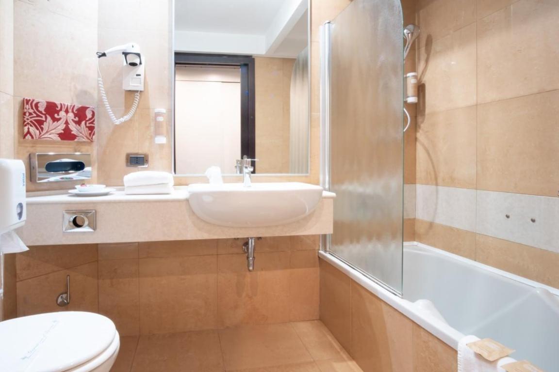 Degli Imperatori 4* Roma