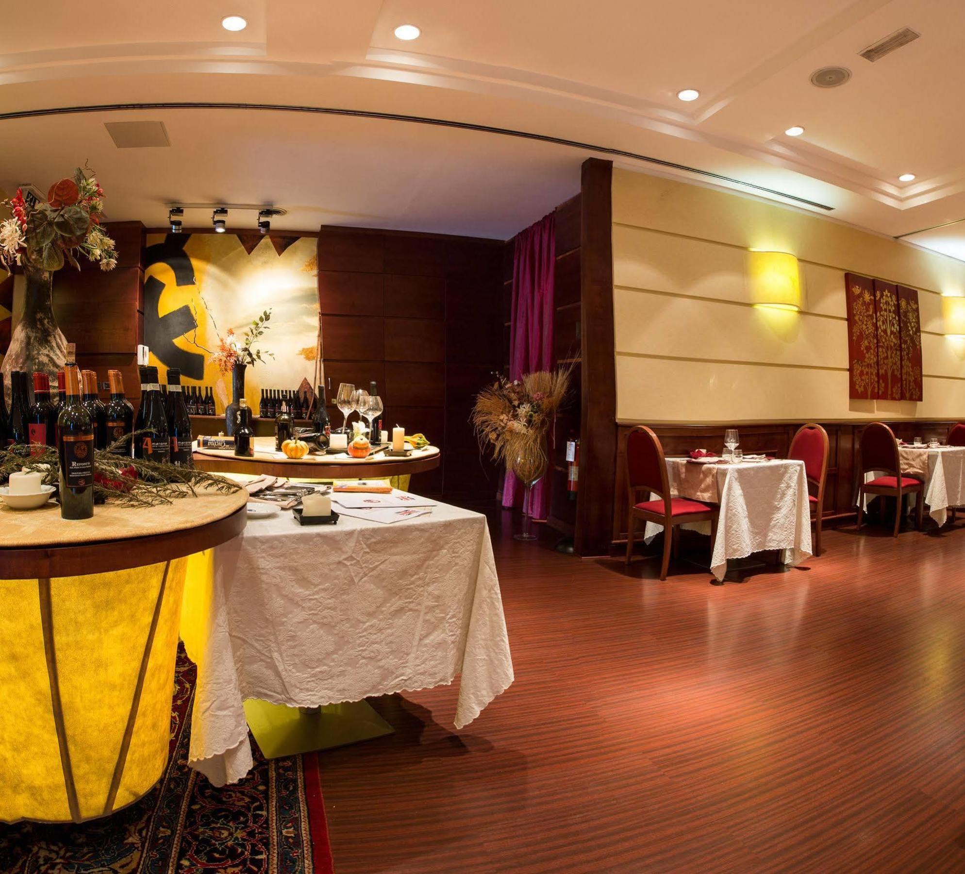 Hotel Degli Imperatori Roma