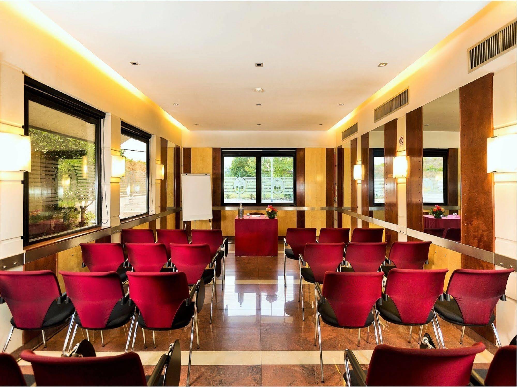 Degli Imperatori Hotel 4*
